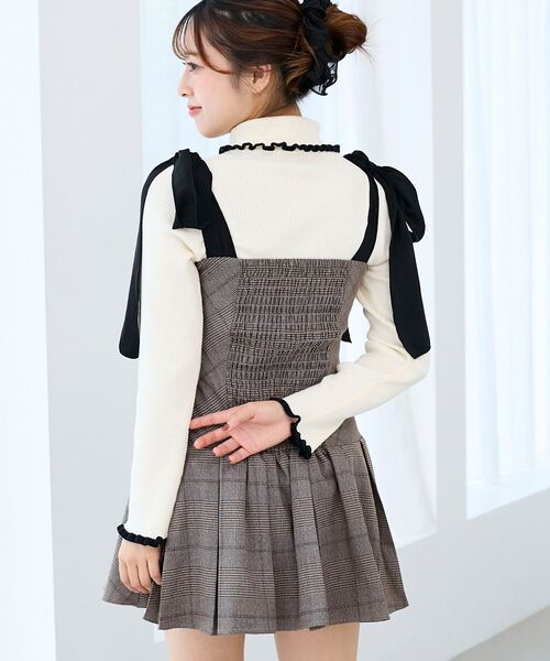 MAJESTIC LEGON（マジェスティックレゴン）の「ショルダーリボンミニワンピース（ワンピース・レディース・ベージュ/グレー系その他/ブラウン系その他2・MEDIUM）」の19枚目の写真