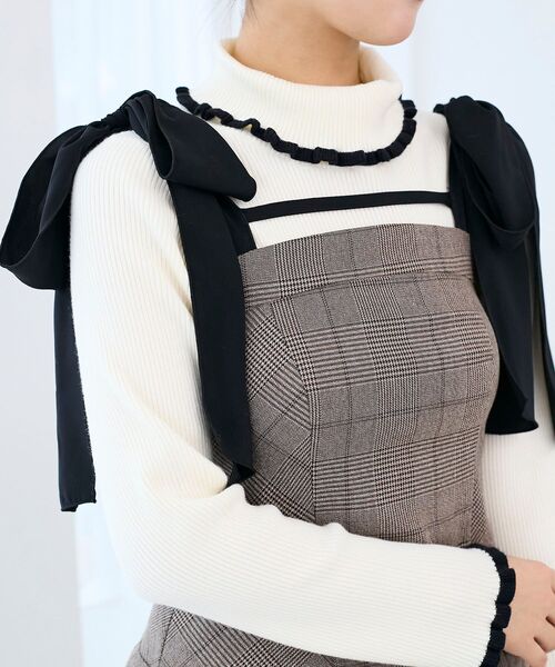 MAJESTIC LEGON（マジェスティックレゴン）の「ショルダーリボンミニワンピース（ワンピース・レディース・ベージュ/グレー系その他/ブラウン系その他2・MEDIUM）」の20枚目の写真