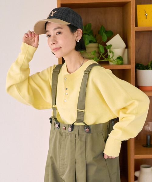 FREAK'S STORE(フリークスストア)の「<新色追加>ショート スナップボタン ラグラン ヘンリーネック ニット(ニット/セーター・レディース・ブラック/オフホワイト/グレー/レッド/ブルー/イエロー・フリ-)」の6枚目の写真