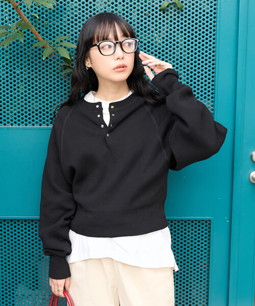 FREAK'S STORE(フリークスストア)の「<新色追加>ショート スナップボタン ラグラン ヘンリーネック ニット(ニット/セーター・レディース・ブラック/オフホワイト/グレー/レッド/ブルー/イエロー・フリ-)」の3枚目の写真