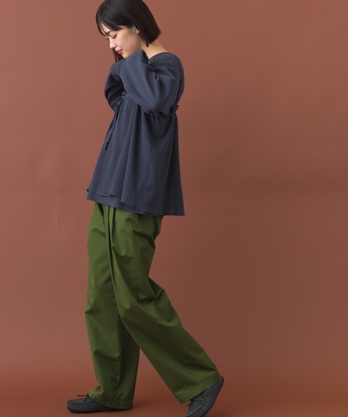 OMNES（オムネス）の「ワッフルビスチェ＆インナーセット レイヤードカットソー（アンサンブル・レディース・アイボリー/ダークグレー・FREE）」の18枚目の写真