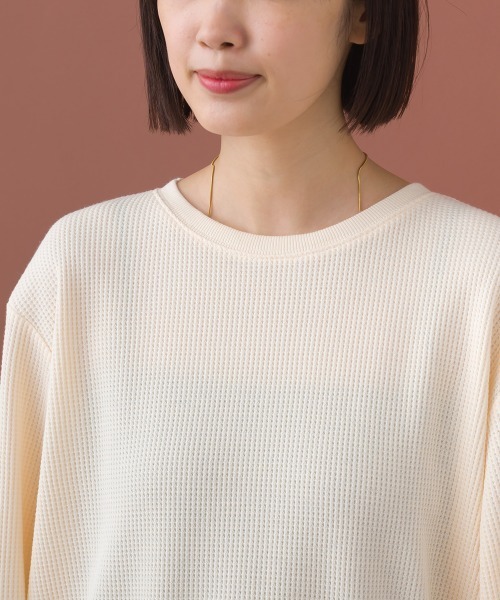 OMNES（オムネス）の「ワッフルビスチェ＆インナーセット レイヤードカットソー（アンサンブル・レディース・アイボリー/ダークグレー・FREE）」の20枚目の写真