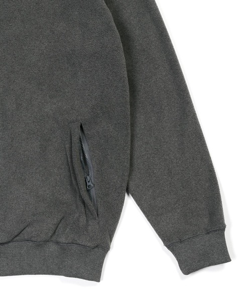 The DUFFER of ST.GEORGE(ザダファーオブセントジョージ)の「〔BLACK LABEL〕POLARTEC "CLASSIC200" ZIP PARKA:セットアップ ポーラテック フルジップ パーカー(パーカー・メンズ・チャコールグレー/ブラック・X-LARGE/LARGE/MEDIUM/SMALL)」の3枚目の写真