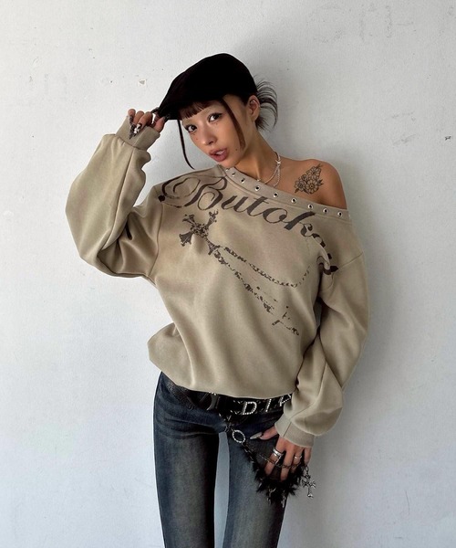 d.i.a.トップス ハトメプリント オーバーサイズ オフショルダー スウェット トップス