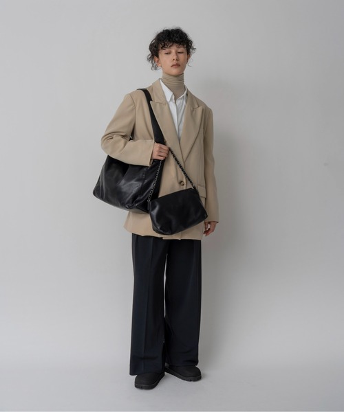 LE VERNIS(ル・ベルニ)の「LE VERNIS(ル・ベルニ)Pouch set tote(トートバッグ・レディース・ベージュ/ブラック/チョコ・FREE)」の6枚目の写真