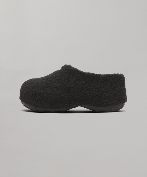 adidas(アディダス)の「adidas ADIFOM STAN MULE W JR8823(その他シューズ・レディース・ブラック・25.5cm/24.5㎝/23.5㎝)」の1枚目の写真