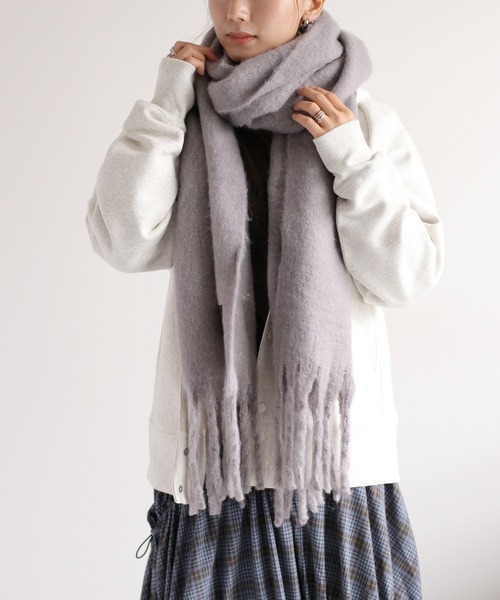 cepo(セポ)の「バルキーマフラー(マフラー・レディース・ベージュ/ライトグレー/ブラック/アイボリー・FREE)」の16枚目の写真