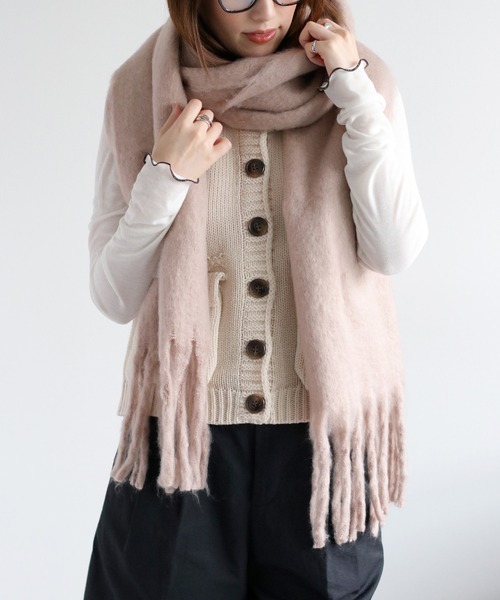 cepo(セポ)の「バルキーマフラー(マフラー・レディース・ベージュ/ライトグレー/ブラック/アイボリー・FREE)」の8枚目の写真