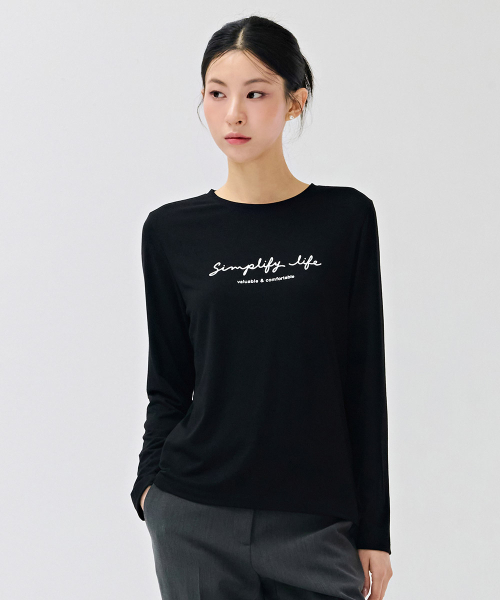 CHASECULT(チェイスカルト)の「女性レタリングベーシックTシャツ-DEZG5151B03(Tシャツ/カットソー・レディース・ブラック・90/85/95)」の1枚目の写真