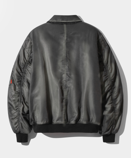 DIMITRI BLACK（ディミトリブラック）の「VLAD ダイングダーティウォッシュドエビエーター航空ジャケット_ブラック（MA-1・レディース・その他・MEDIUM/LARGE）」の3枚目の写真