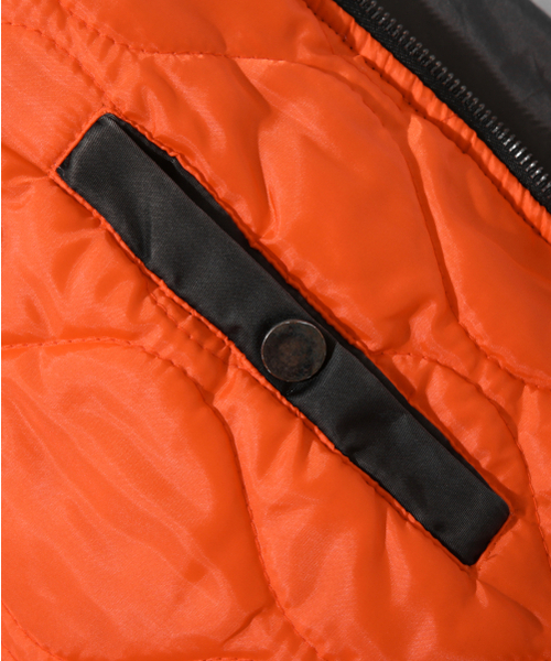 DIMITRI BLACK（ディミトリブラック）の「VLAD ダイングダーティウォッシュドエビエーター航空ジャケット_ブラック（MA-1・レディース・その他・MEDIUM/LARGE）」の9枚目の写真