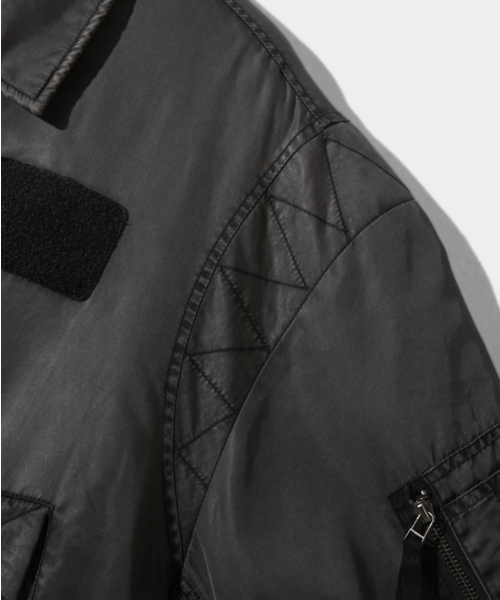 DIMITRI BLACK（ディミトリブラック）の「VLAD ダイングダーティウォッシュドエビエーター航空ジャケット_ブラック（MA-1・レディース・その他・MEDIUM/LARGE）」の10枚目の写真