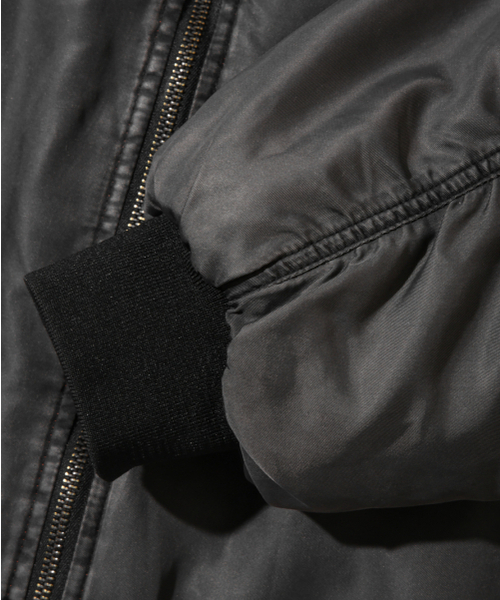 DIMITRI BLACK（ディミトリブラック）の「VLAD ダイングダーティウォッシュドエビエーター航空ジャケット_ブラック（MA-1・レディース・その他・MEDIUM/LARGE）」の13枚目の写真