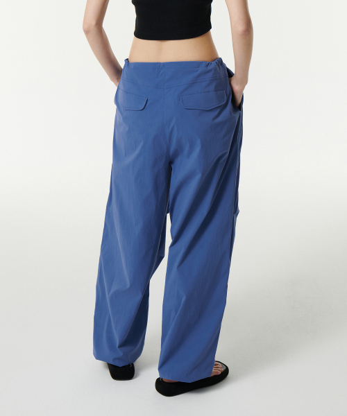MUSINSA STANDARD WOMAN（ムシンサスタンダードウーマン）の「ウィメンズパラシュートパンツ[ブルー]（スウェットパンツ・レディース・その他・30/24/26/28/22）」の5枚目の写真