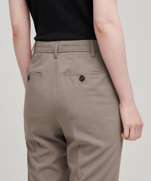MUSINSA STANDARD WOMAN（ムシンサスタンダードウーマン）の「[クールタンダード] ウィメンズ スリムストレート ヒドゥンバンディング スラックス [ダスティベージュ]（スラックス・レディース・その他・32/30/24/25/26/27/28/29）」の7枚目の写真