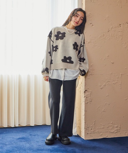 niko and...(ニコアンド)の「フラワージャガードニットプルオーバー(ニット/セーター・レディース・ブラック/ブラウン/アイボリー・MEDIUM/LARGE)」の12枚目の写真