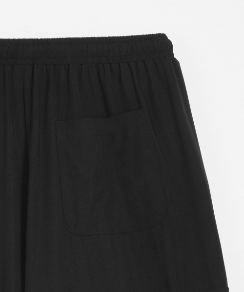 GLW(ジーエルダブリュ)の「ナイロンバミューダカーゴパンツブラック(その他パンツ・レディース・その他・SMALL/MEDIUM/LARGE)」の10枚目の写真