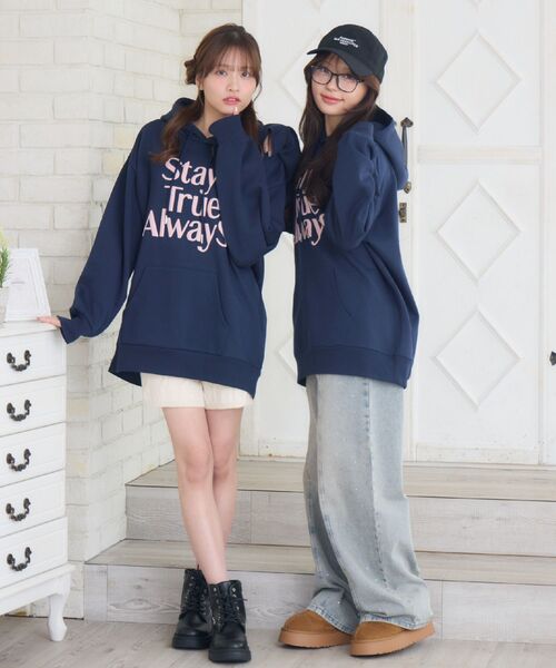 ems excite（エムズエキサイト）の「ロゴBIGパーカー（パーカー・レディース・ダークグレー/ダークブルー/ナチュラル・FREE）」の7枚目の写真