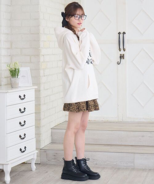 ems excite（エムズエキサイト）の「ロゴBIGパーカー（パーカー・レディース・ダークグレー/ダークブルー/ナチュラル・FREE）」の18枚目の写真