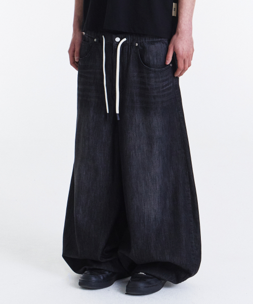 KICHUL(キチョル)の「SUMMER VACATION BALLOON PANTS (WASHED GREY)(デニムパンツ・メンズ・その他・LARGE/MEDIUM/SMALL/X-SMALL)」の2枚目の写真