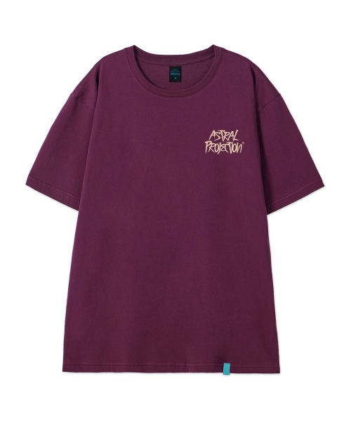 ASTRAL PROJECTION（アストラルプロジェクション）の「[グラフィティ]コットンルーズフィット半袖Tシャツ_プラムパープル（Tシャツ/カットソー・メンズ・その他・LARGE/MEDIUM/X-LARGE/XX-LARGE）」の2枚目の写真