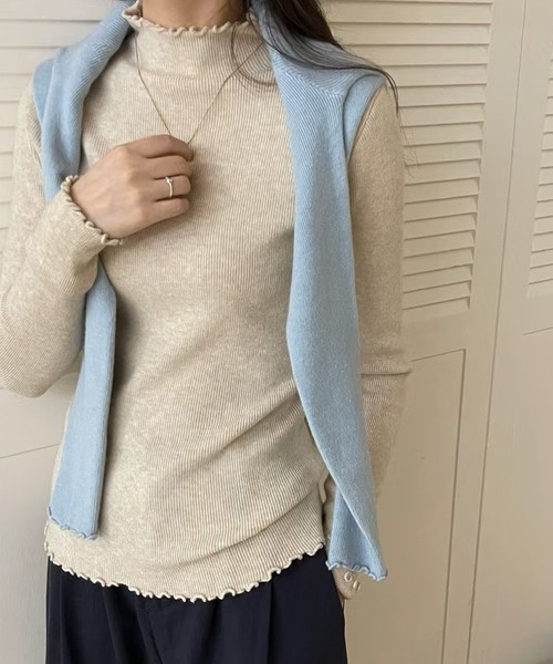 DAY CLOSET（デイ クローゼット）の「【大人の華やぎニット】長袖ハイネックメロウフリルニットトップス レディース（ニット/セーター・レディース・グレー/アイボリー/ブラック/ピンク/オートミール/ボルドー・FREE）」の10枚目の写真
