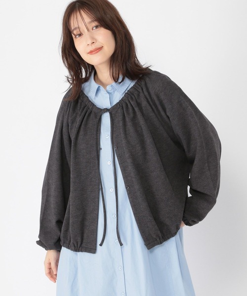 studio CLIP（スタディオクリップ）の「ダブルフロントリボンギャザーブラウス（Tシャツ/カットソー・レディース・グレー/チャコール/ブラウン・FREE）」の2枚目の写真