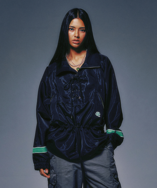 NYXX(エヌワイエックスエックス)の「LACE UP ANORAK JACKET BLACK(ナイロンジャケット・レディース・その他・SMALL/MEDIUM)」の1枚目の写真