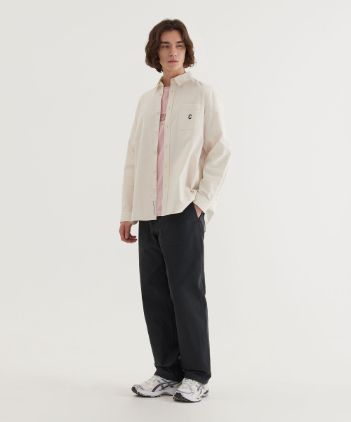 COVERNAT(カバーナット)の「Cロゴダイングオックスフォードシャツアイボリー(シャツ/ブラウス・レディース・その他・X-LARGE/XX-LARGE/X-SMALL/SMALL/MEDIUM/LARGE)」の5枚目の写真