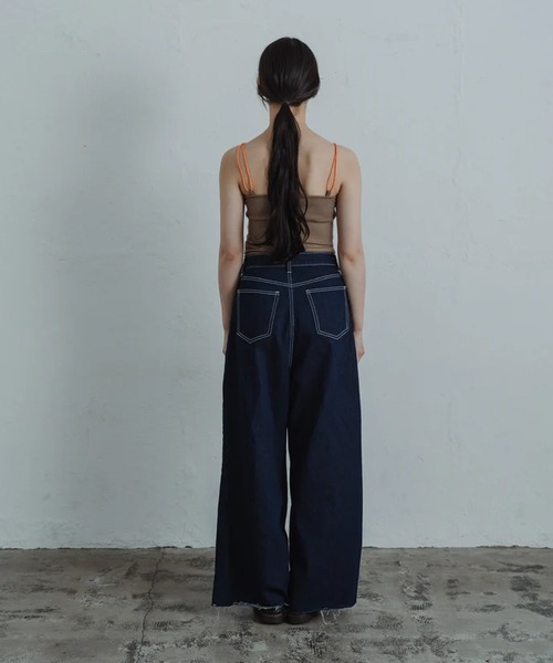merrylatte（メリーラテ）の「front hook wide denim pants（デニムパンツ・レディース・ブルー/インディゴブルー・S/M）」の16枚目の写真