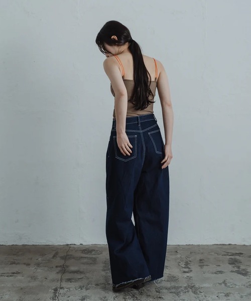merrylatte（メリーラテ）の「front hook wide denim pants（デニムパンツ・レディース・ブルー/インディゴブルー・S/M）」の11枚目の写真