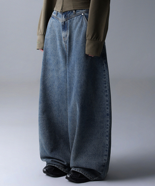 ZENDUST(ジェンダスト)の「Rothen Wide Denim Pants VINTAGE BLUE(デニムパンツ・レディース・ブルー・X-SMALL/SMALL/MEDIUM/LARGE/XX-SMALL)」の4枚目の写真