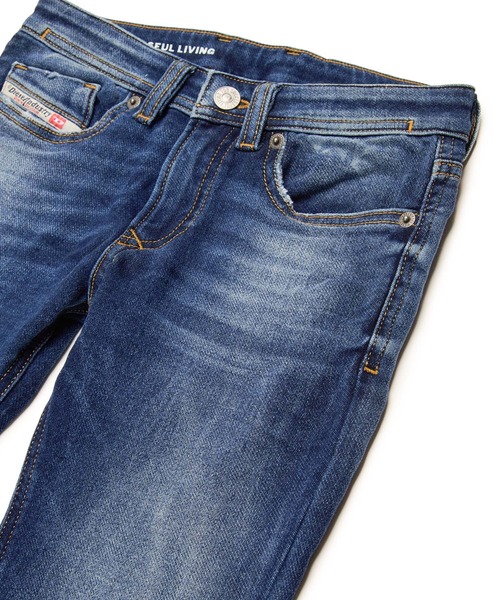 DIESEL KIDS（ディーゼルキッズ）の「DIESEL（ディーゼル）Kids & Junior デニムパンツ（デニムパンツ・キッズ・インディゴブルー・6Y/8Y/10Y/12Y/16Y/4Y/14Y）」の3枚目の写真