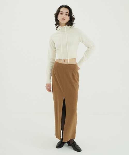 CLANE（クラネ）の「SHORT KNIT HOODIE（ニット/セーター・レディース・アイボリー/カーキ・1/2）」の3枚目の写真