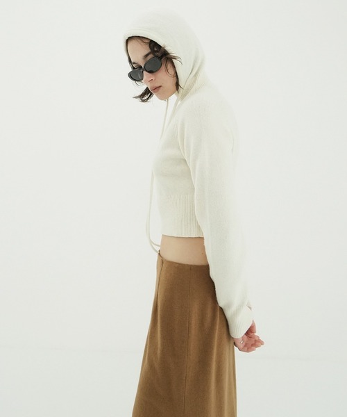 CLANE（クラネ）の「SHORT KNIT HOODIE（ニット/セーター・レディース・アイボリー/カーキ・1/2）」の9枚目の写真