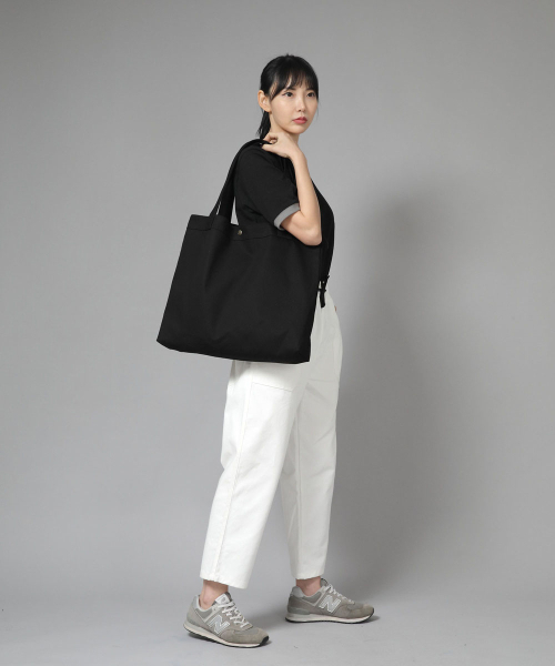 SAINTCREW（セントクルー）の「ボタンオープンビッグサイズショルダーバッグ BOB-117 ブラック（エコバッグ/サブバッグ・メンズ・その他・フリー）」の9枚目の写真