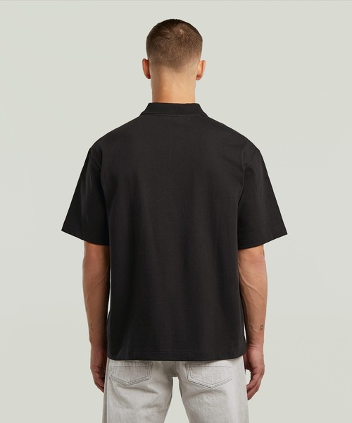 G-STAR（ジースター）の「Loose Polo/ガーメントウォッシュワンポイントオーバーサイズルーズポロシャツ（ポロシャツ・メンズ・カーキ/ダークブラック・SMALL/MEDIUM/LARGE/X-SMALL/X-LARGE）」の9枚目の写真