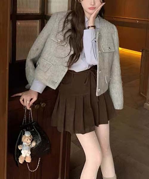 gossip！ロサンゼルス（ゴシップロサンゼルス）の「プリーツスカート コーデュロイミニ丈スカート（スカート・レディース・ブラウン/ブラック・M/S）」の14枚目の写真