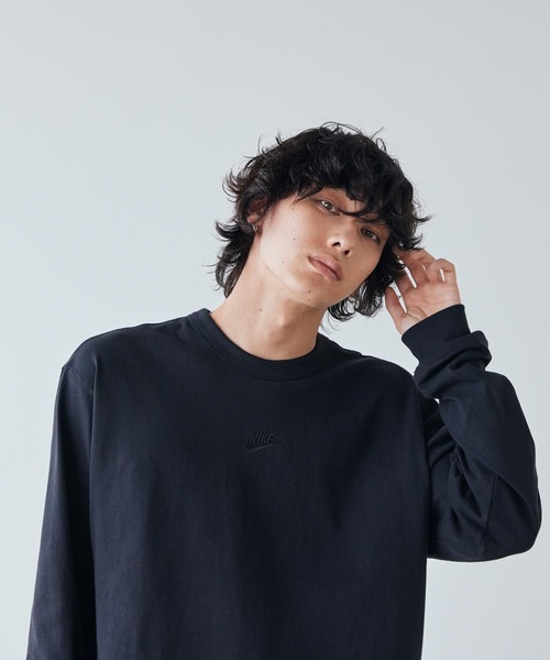NIKE(ナイキ)の「ナイキ スポーツウェア プレミアム エッセンシャル メンズ ロングスリーブ Tシャツ / Nike Sportswear Premium Essentials Men's Long-Sleeve T-Shirt IH1128-010 Black(Tシャツ/カットソー・メンズ・ブラック・S/2XL/XL/L/M)」の9枚目の写真