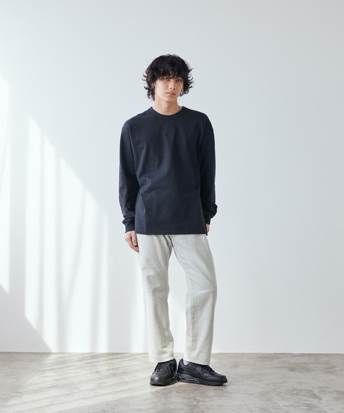 NIKE(ナイキ)の「ナイキ スポーツウェア プレミアム エッセンシャル メンズ ロングスリーブ Tシャツ / Nike Sportswear Premium Essentials Men's Long-Sleeve T-Shirt IH1128-010 Black(Tシャツ/カットソー・メンズ・ブラック・S/2XL/XL/L/M)」の6枚目の写真