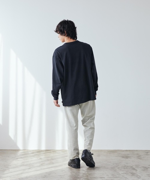 NIKE(ナイキ)の「ナイキ スポーツウェア プレミアム エッセンシャル メンズ ロングスリーブ Tシャツ / Nike Sportswear Premium Essentials Men's Long-Sleeve T-Shirt IH1128-010 Black(Tシャツ/カットソー・メンズ・ブラック・S/2XL/XL/L/M)」の8枚目の写真