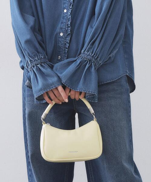 OPAQUE.CLIP（オペークドットクリップ）の「【2WAY】ボールチェーンミニショルダー（ショルダーバッグ・レディース・ブラック/ベビーピンク/ライトイエロー系・00）」の2枚目の写真