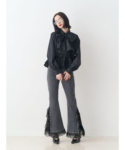 jouetie(ジュエティ)の「リボンタイフリルショートシャツ(シャツ/ブラウス・レディース・ブラック/オフホワイト/ブルー・MEDIUM)」の14枚目の写真