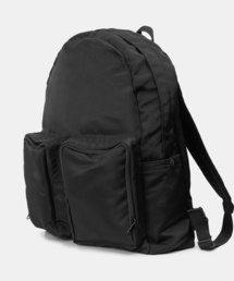 HYPHEN（ハイフン）の「PREMIUM TWO PATCH POCKET BACKPACK (B006_BLACK)（バックパック/リュック）」