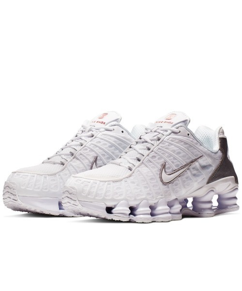 NIKE(ナイキ)の「NIKE Shox TL(ナイキ ショックス TL)(スニーカー・メンズ・ホワイト系・26cm/26.5cm/27cm/27.5cm/28cm/28.5cm/29cm/25.5cm)」の1枚目の写真