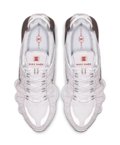 NIKE(ナイキ)の「NIKE Shox TL(ナイキ ショックス TL)(スニーカー・メンズ・ホワイト系・26cm/26.5cm/27cm/27.5cm/28cm/28.5cm/29cm/25.5cm)」の6枚目の写真