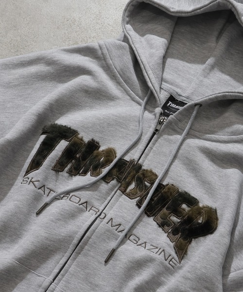 THRASHER（スラッシャー）の「【THRASHER/スラッシャー】裏毛 ロゴデザイン ジップアップパーカー※Sサイズのみショート丈デザイン※（パーカー・メンズ・ブラック系3/ピンク/アッシュグレー/ブラック系2/ブラック系1・XL/L/M/S-Short）」の6枚目の写真