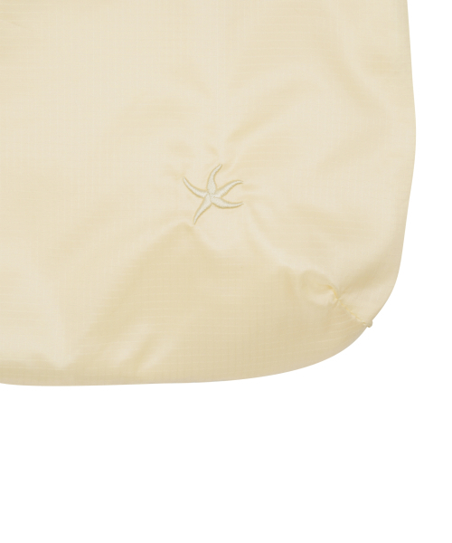 THECOLDESTMOMENT(ザコールデストモーメント)の「TCM mini logo ripstop cross bag (cream)(メッセンジャーバッグ・レディース・その他・ONE SIZE)」の4枚目の写真