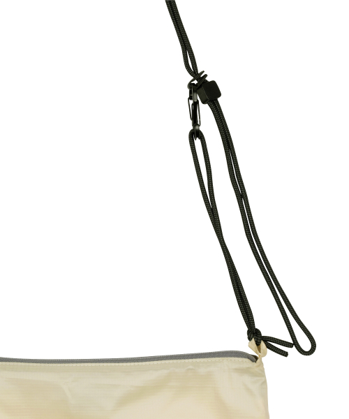 THECOLDESTMOMENT(ザコールデストモーメント)の「TCM mini logo ripstop cross bag (cream)(メッセンジャーバッグ・レディース・その他・ONE SIZE)」の5枚目の写真
