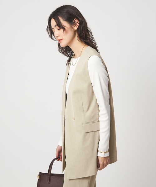 green label relaxing（グリーンレーベルリラクシング）の「［size SHORTあり］サラフール ノーラペル ジレ ストレッチ UVカット（ノーカラージャケット・レディース・ベージュ/ネイビー・FREE/SHORT）」の7枚目の写真